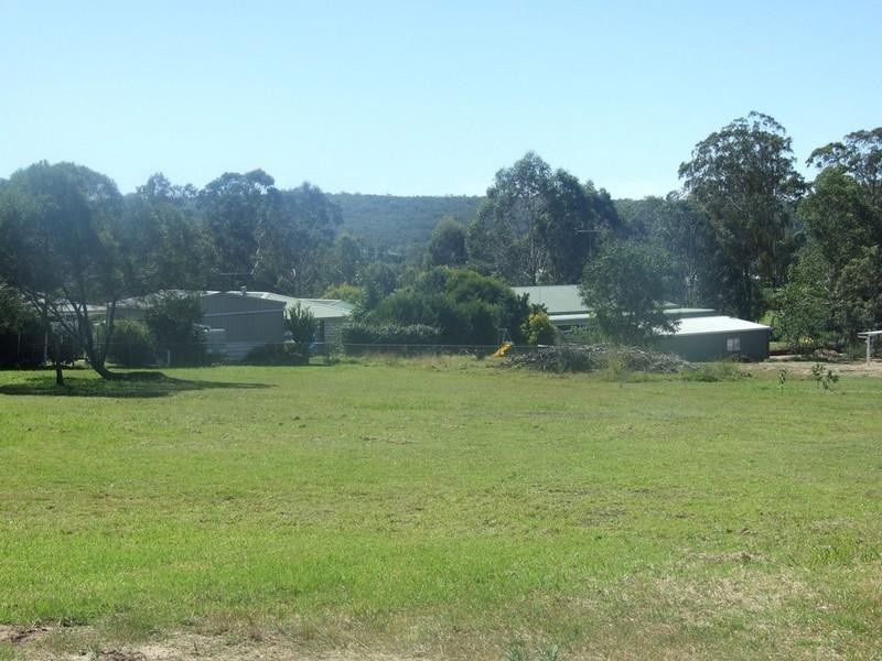 4 Alexander Close, Crows Nest QLD 4355