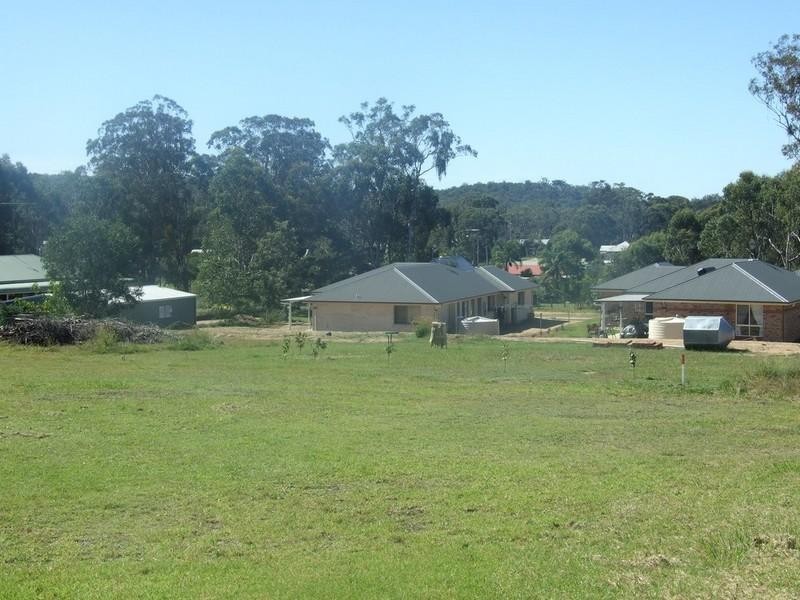 4 Alexander Close, Crows Nest QLD 4355