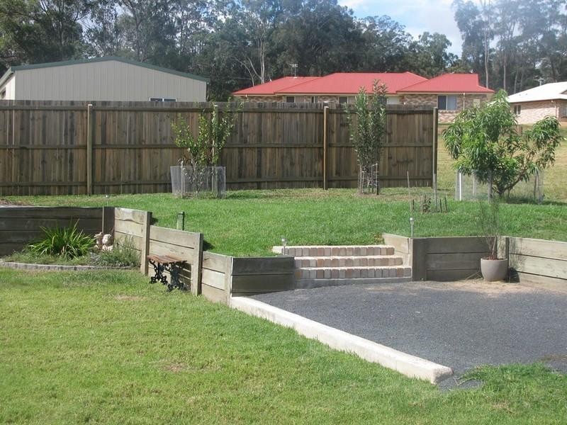 7 Vicky Avenue, Crows Nest QLD 4355