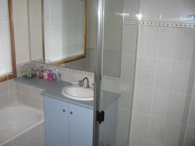 7 Vicky Avenue, Crows Nest QLD 4355