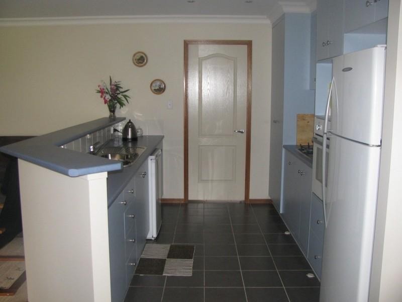 7 Vicky Avenue, Crows Nest QLD 4355