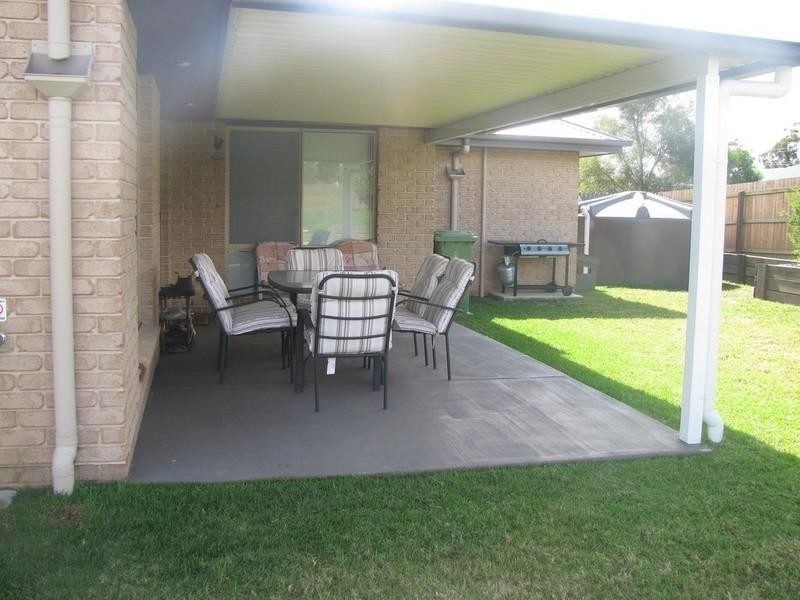 7 Vicky Avenue, Crows Nest QLD 4355