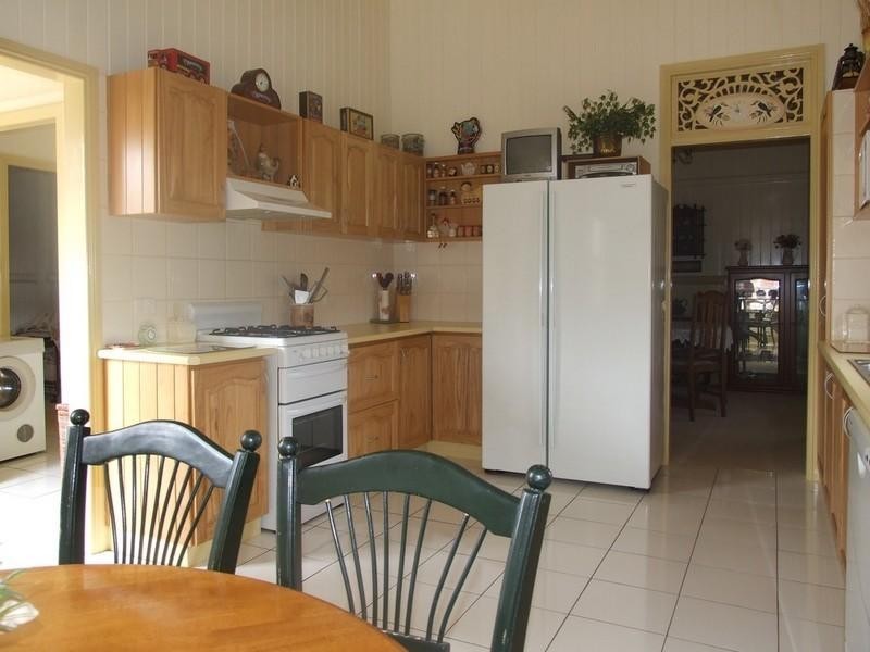 9 George Street, Goombungee QLD 4354