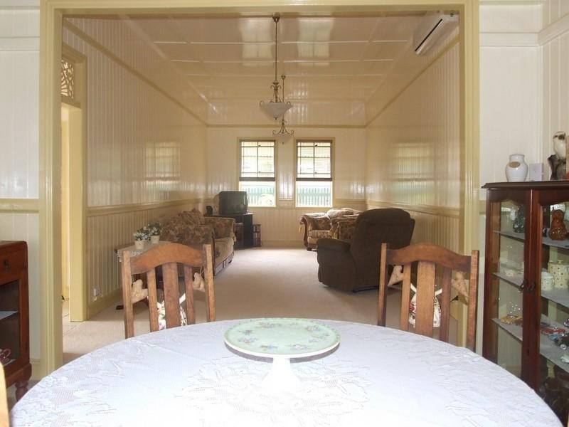 9 George Street, Goombungee QLD 4354