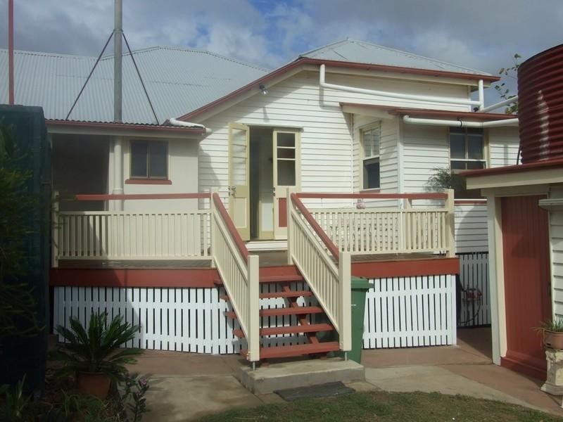 9 George Street, Goombungee QLD 4354