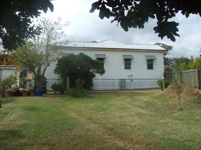 9 George Street, Goombungee QLD 4354