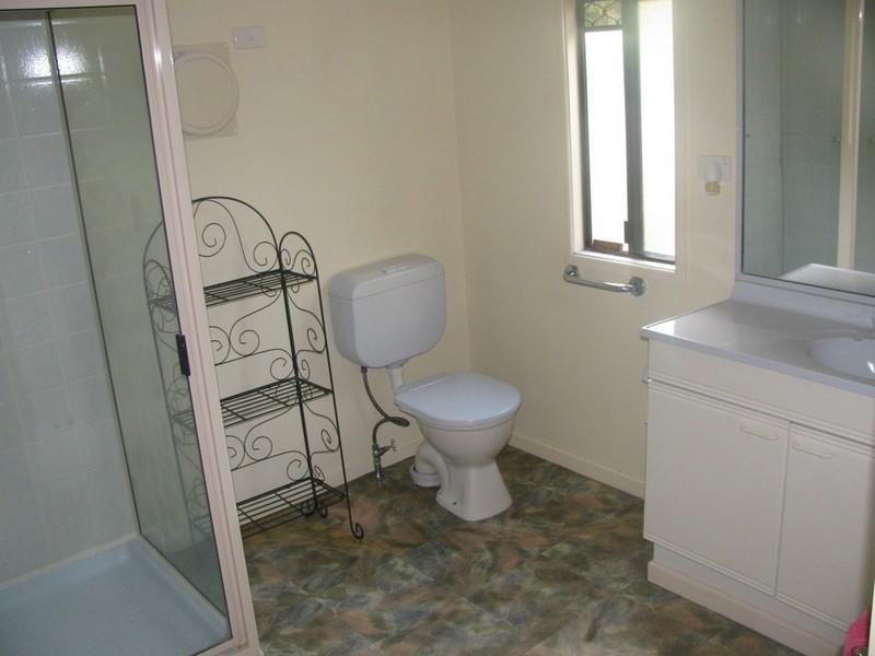 38 South Street, Crows Nest QLD 4355