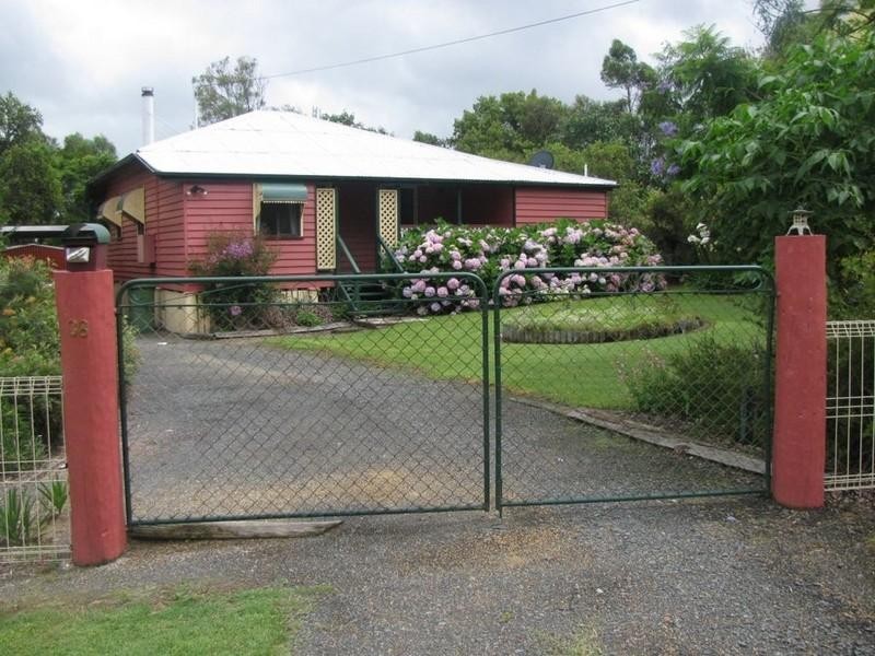 38 South Street, Crows Nest QLD 4355