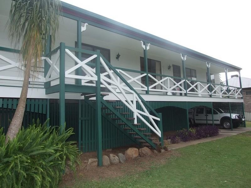 16 Railway Terrace, Crows Nest QLD 4355