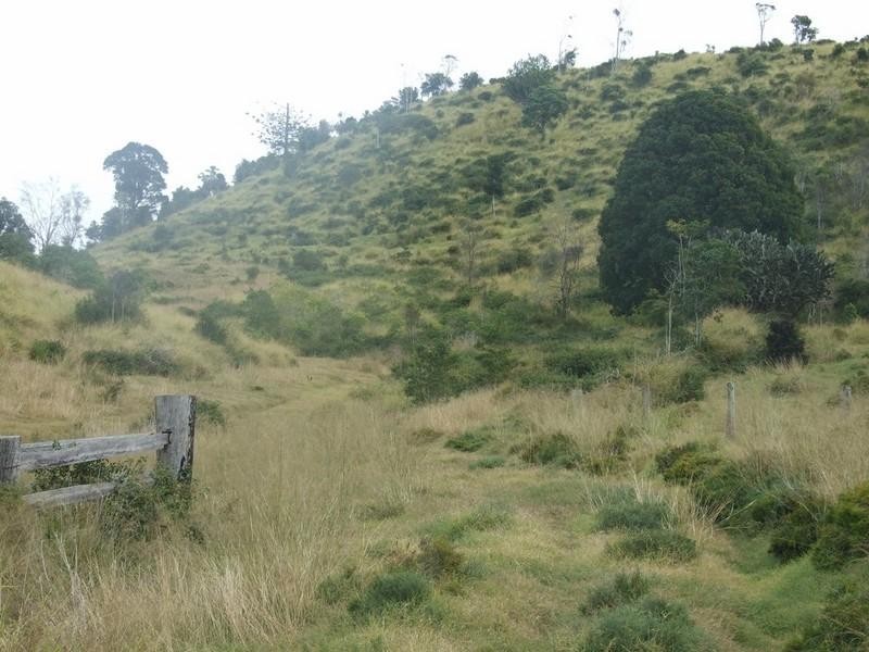 L179 New England Highway, Crows Nest QLD 4355