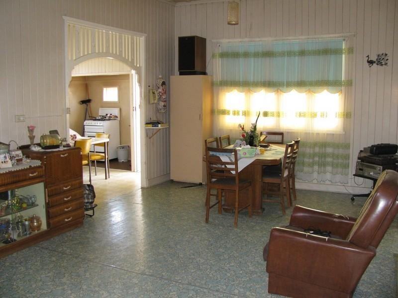 1 Park Road, Crows Nest QLD 4355