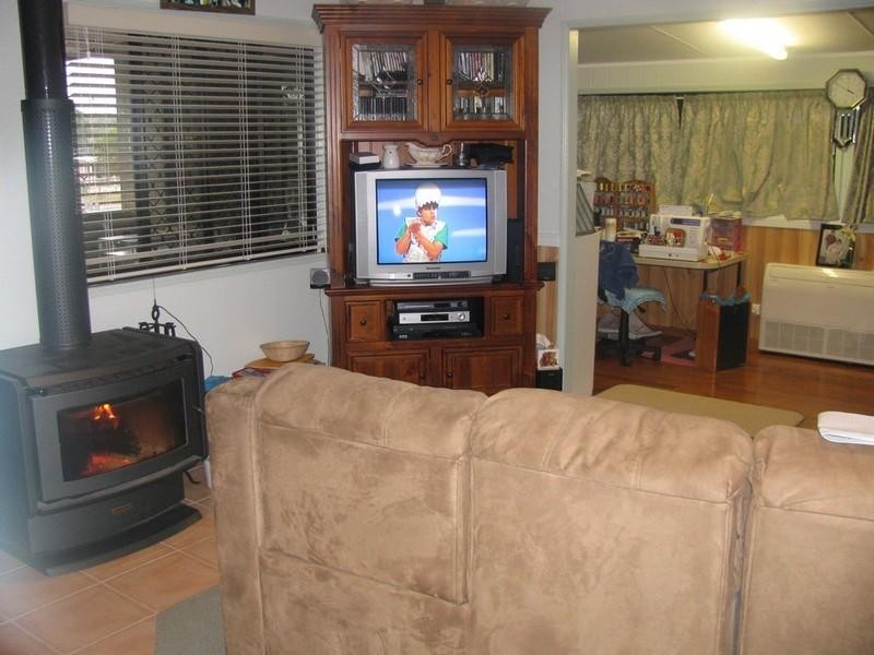 1 New England Highway, Crows Nest QLD 4355