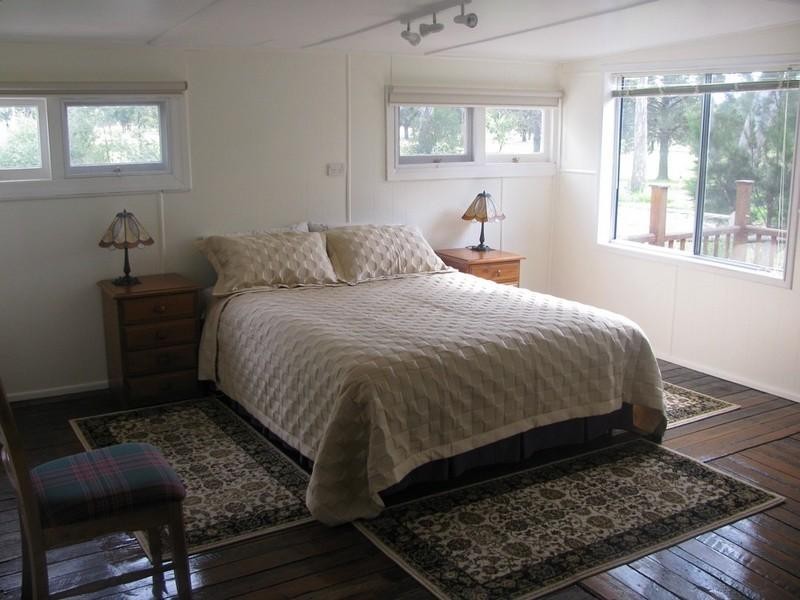 6 Short Street, Crows Nest QLD 4355