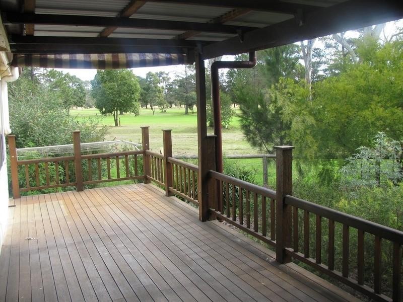 6 Short Street, Crows Nest QLD 4355