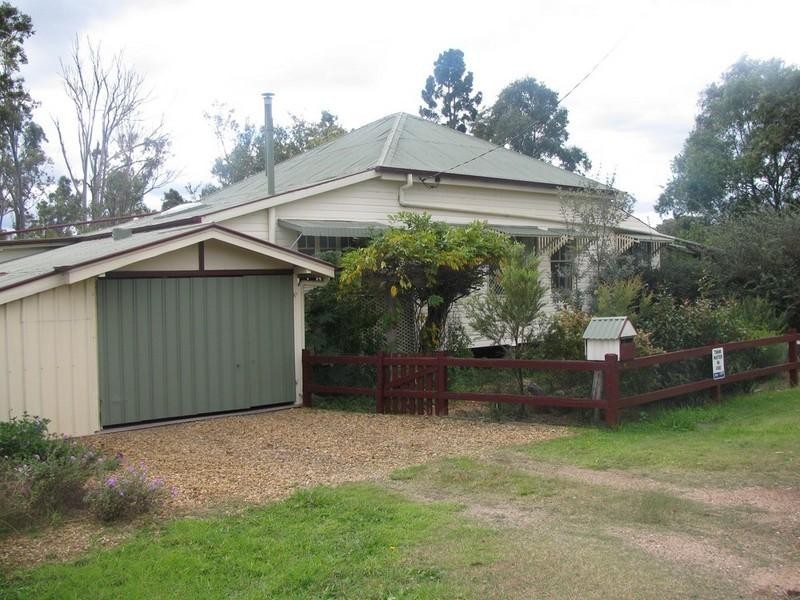 6 Short Street, Crows Nest QLD 4355