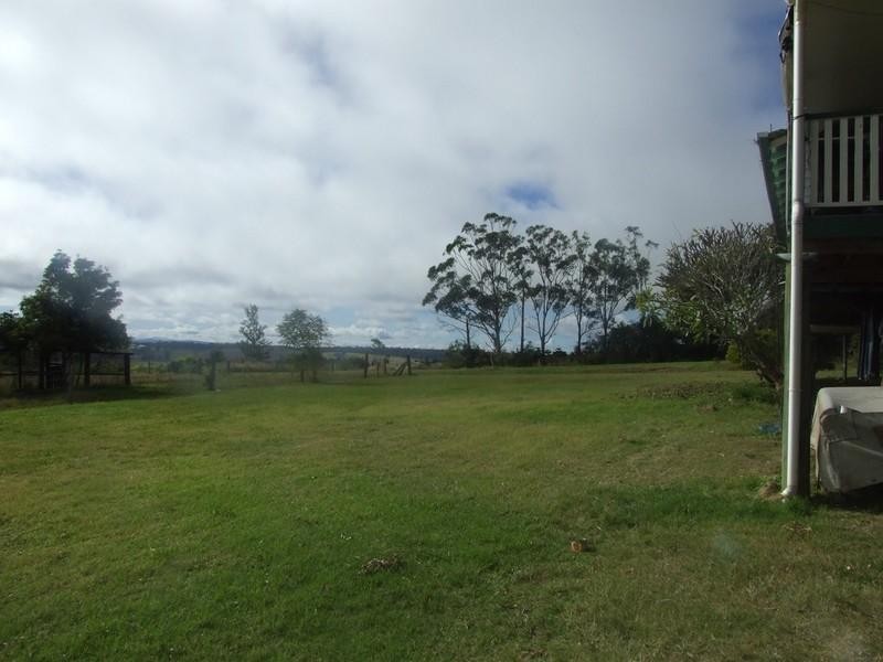 209 Pechey Forestry Road, Crows Nest QLD 4355