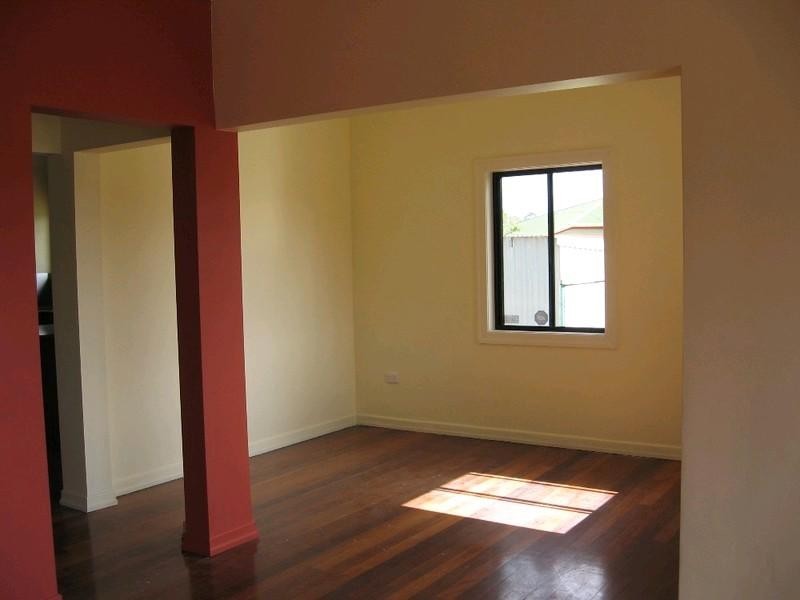 10 Park Road, Crows Nest QLD 4355