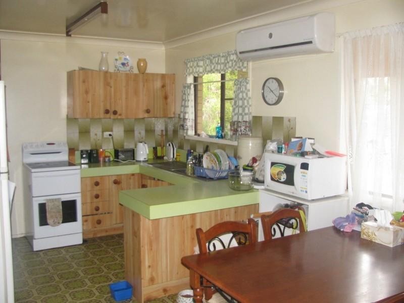 35 Mocatta Street, Goombungee QLD 4354