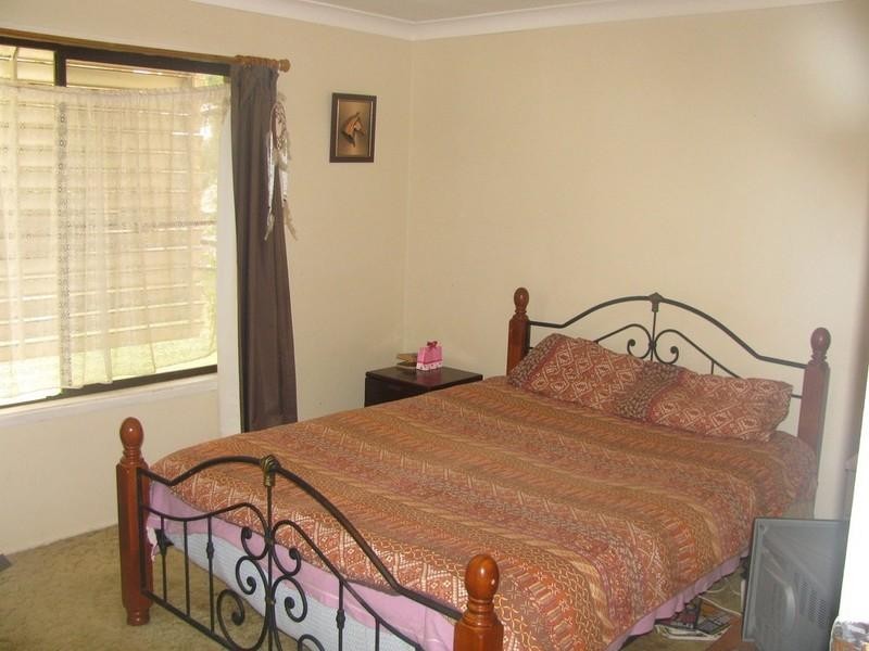 35 Mocatta Street, Goombungee QLD 4354