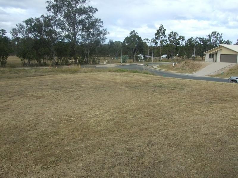 4 Lewis Street, Crows Nest QLD 4355