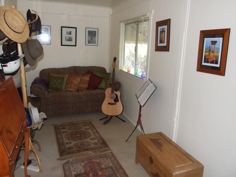 34 South Street, Crows Nest QLD 4355