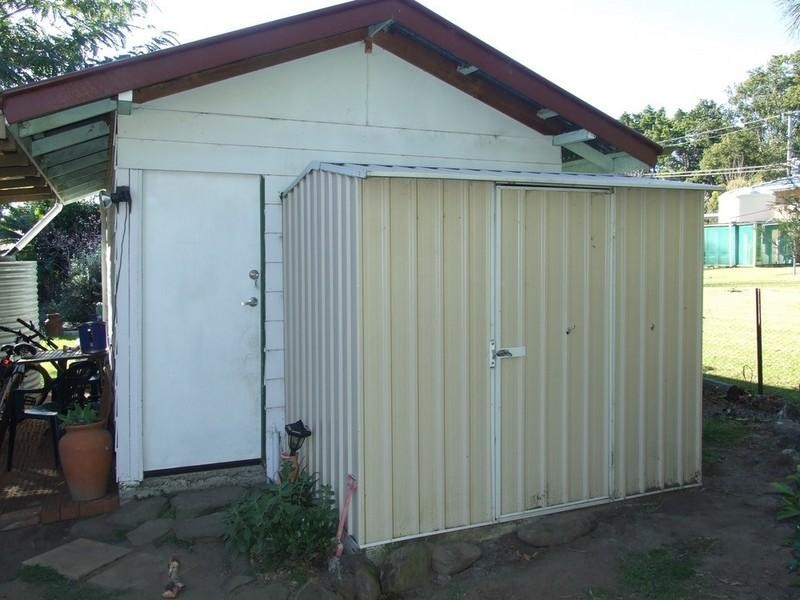 34 South Street, Crows Nest QLD 4355