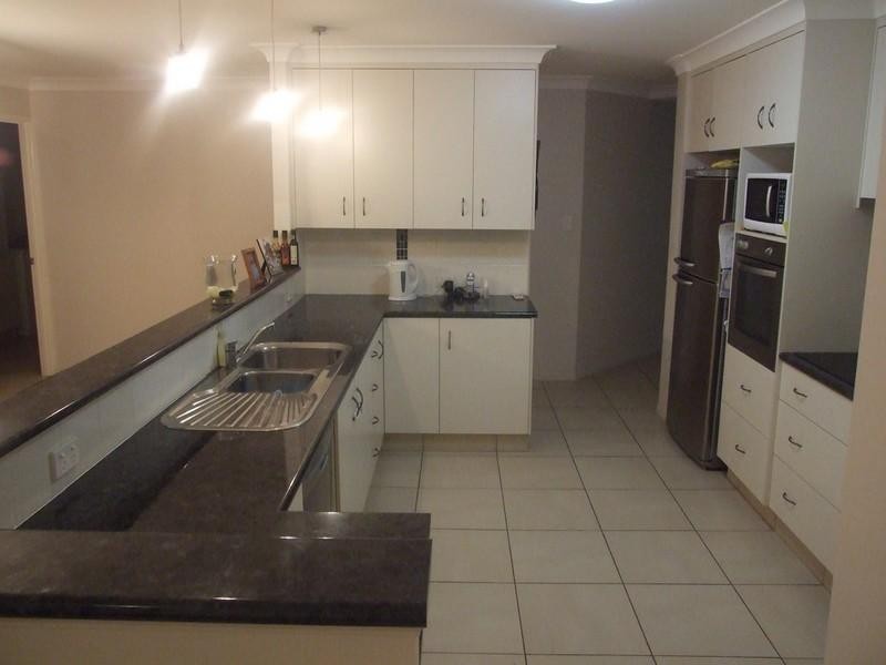 6 Mocatta Street, Goombungee QLD 4354