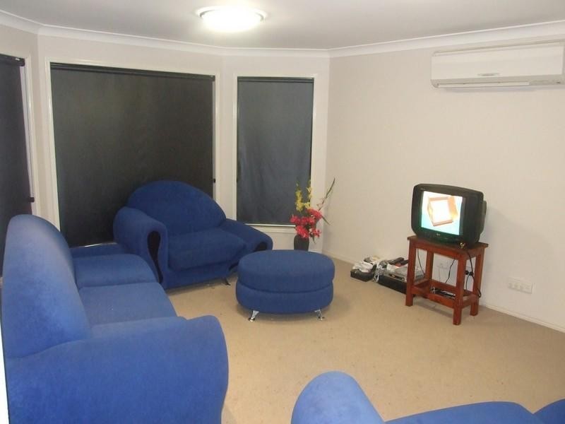 6 Mocatta Street, Goombungee QLD 4354