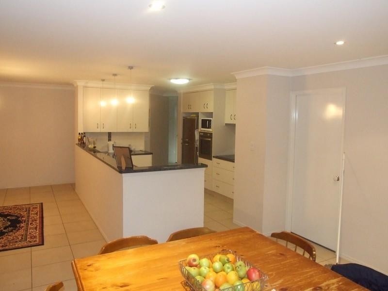 6 Mocatta Street, Goombungee QLD 4354