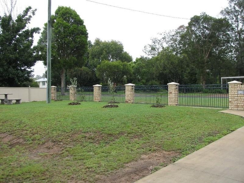 3 James Street, Crows Nest QLD 4355