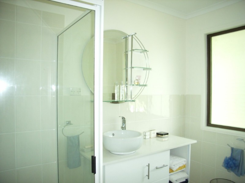 1 Oxford Street, Crows Nest QLD 4355