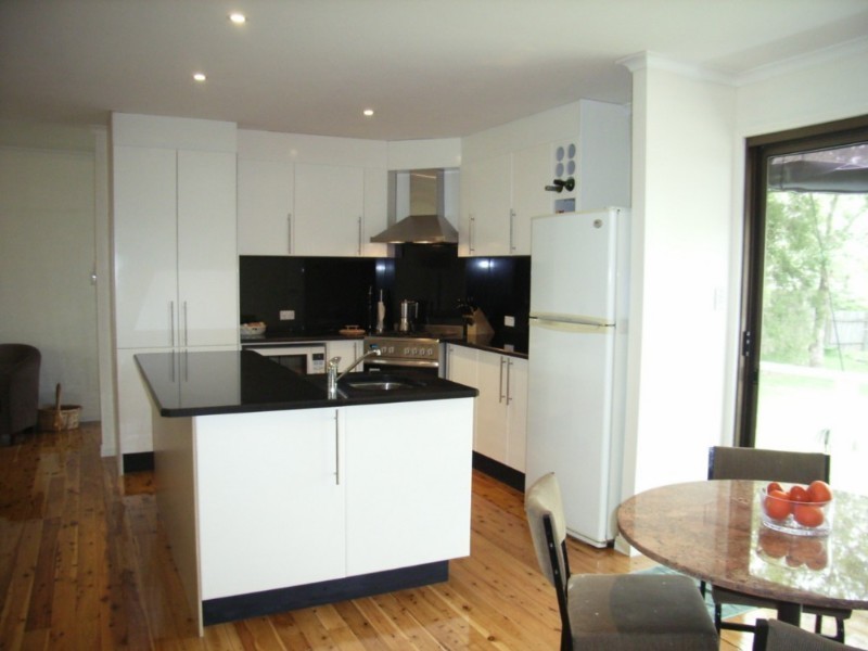 1 Oxford Street, Crows Nest QLD 4355