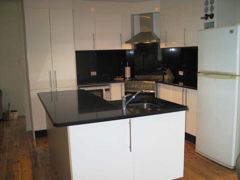 1 Oxford Street, Crows Nest QLD 4355