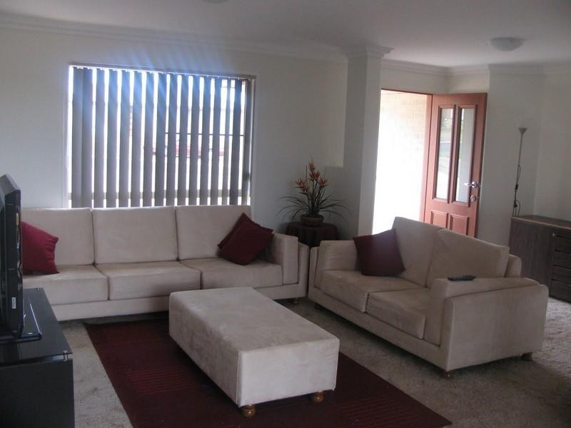 6 Vicky Avenue, Crows Nest QLD 4355