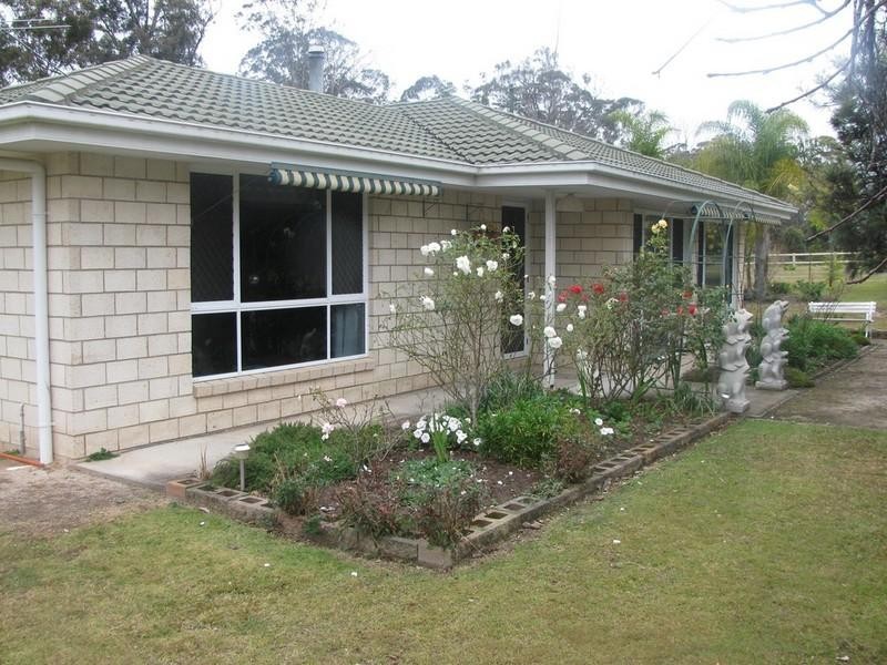 10 Woodlea Court, Crows Nest QLD 4355