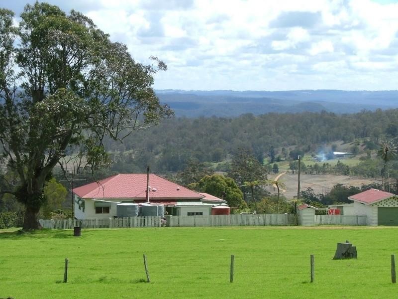 76 Cullens Road, Ravensbourne QLD 4352