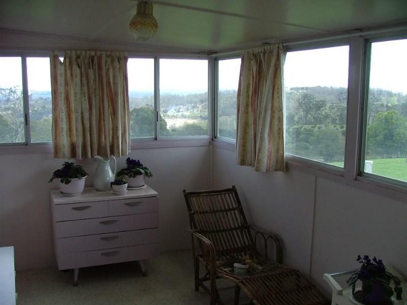 76 Cullens Road, Ravensbourne QLD 4352