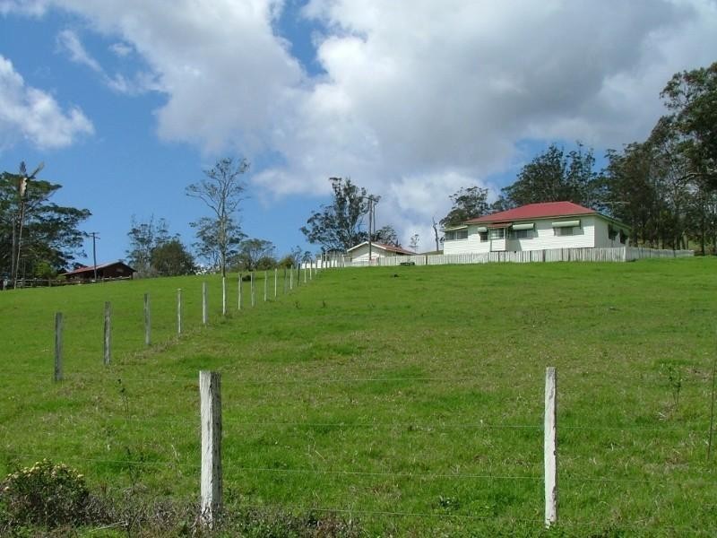 76 Cullens Road, Ravensbourne QLD 4352