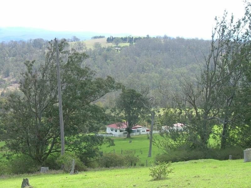 76 Cullens Road, Ravensbourne QLD 4352