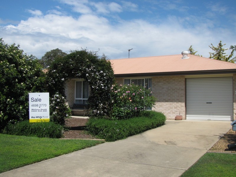 5 Lee Court, Crows Nest QLD 4355