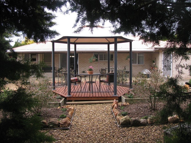 5 Lee Court, Crows Nest QLD 4355