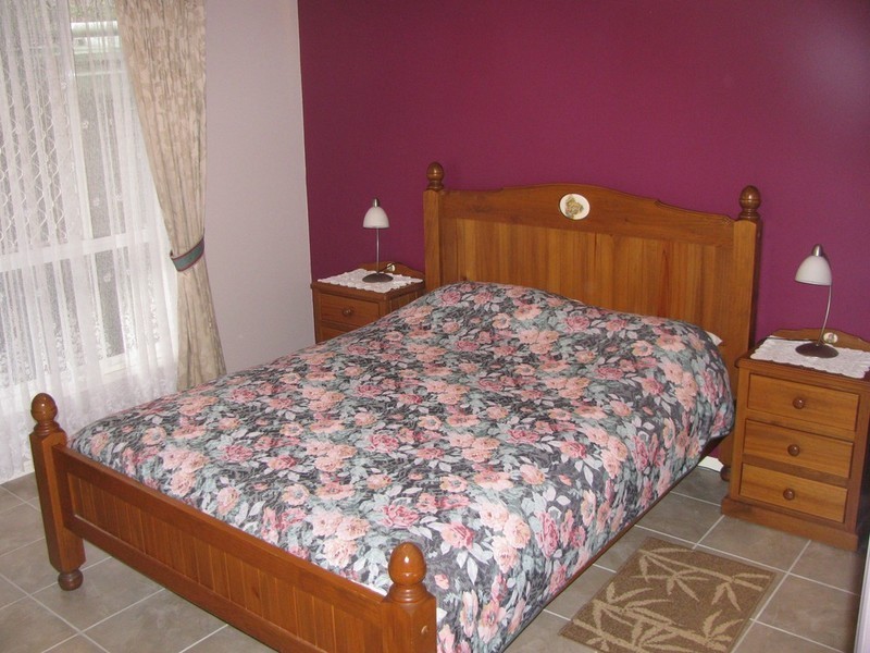 5 Lee Court, Crows Nest QLD 4355