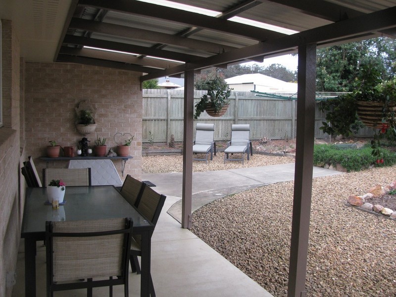 5 Lee Court, Crows Nest QLD 4355