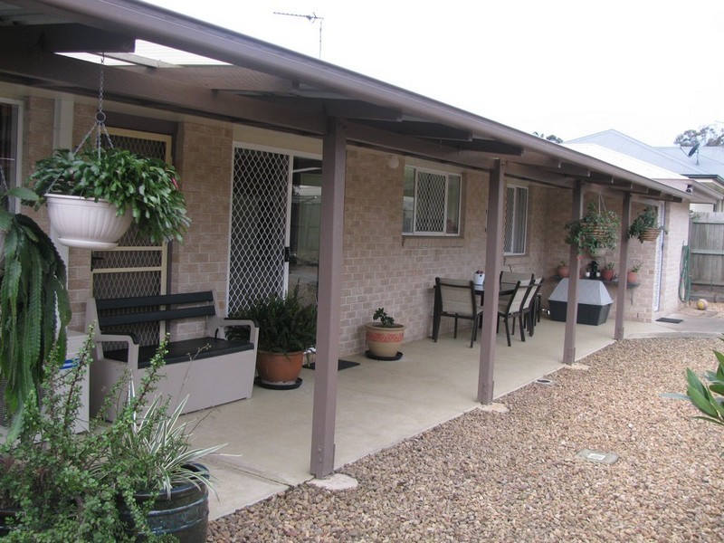 5 Lee Court, Crows Nest QLD 4355