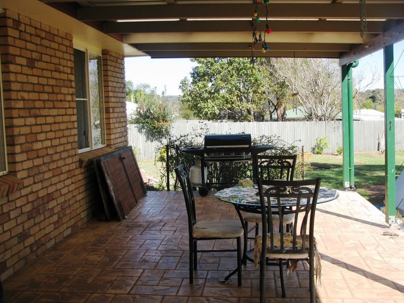 1 Perseverance Dam Road, Crows Nest QLD 4355