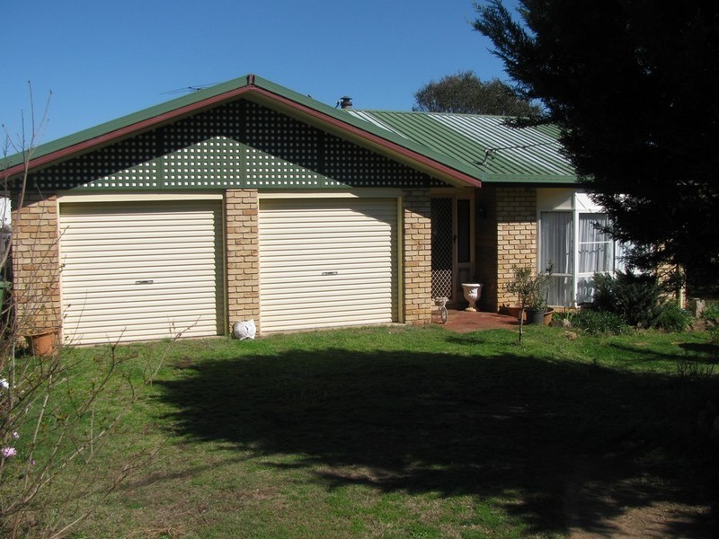 1 Perseverance Dam Road, Crows Nest QLD 4355