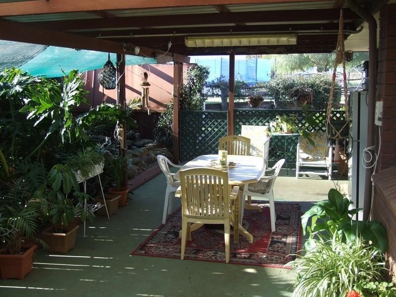 19 Peters Street, Goombungee QLD 4354