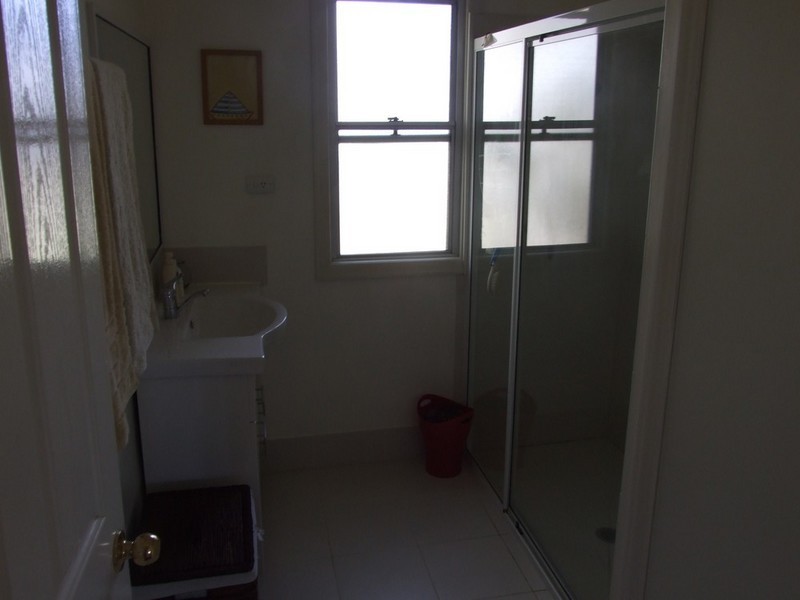 32 James Street, Crows Nest QLD 4355