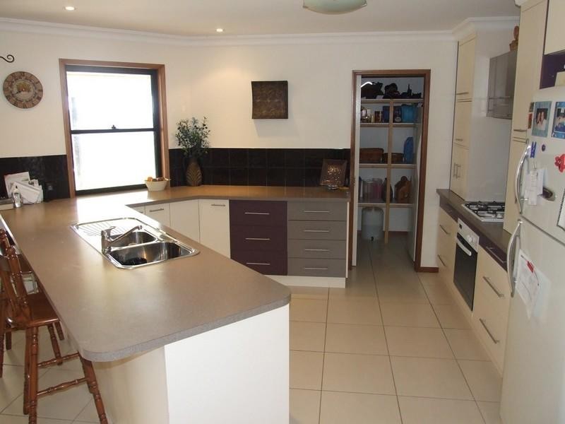 51 Woodlea Court, Crows Nest QLD 4355