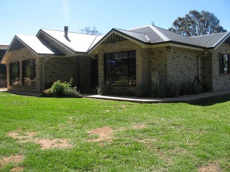 51 Woodlea Court, Crows Nest QLD 4355